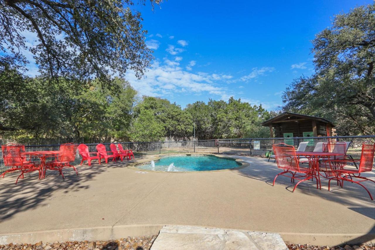 Wimberley Log Cabins Resort And Suites- Unit 6 Eksteriør billede